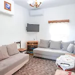 Apartment Gogu *